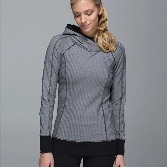 Lululemon Think Fast Hoodie Women Size 10 Black Herringbone Sweatshirt - Picture 3 of 8